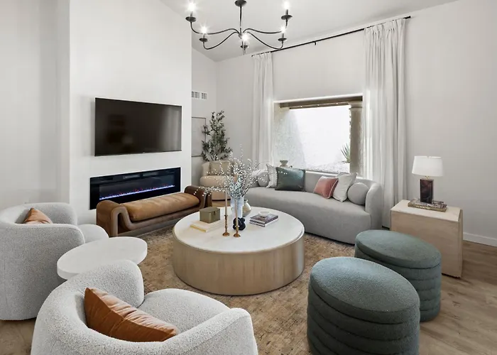 Maison 1975-chic Luxury Retreat Holiday home