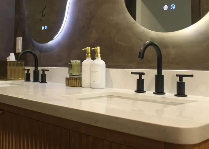 Maison 1975-chic Luxury Retreat Scottsdale