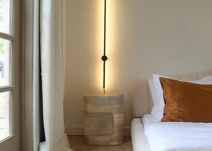 Maison 1975-chic Luxury Retreat
