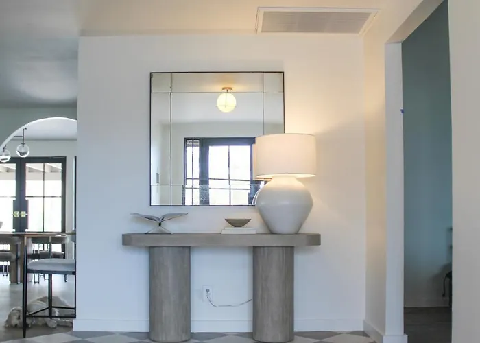 Holiday home Maison 1975-chic Luxury Retreat *