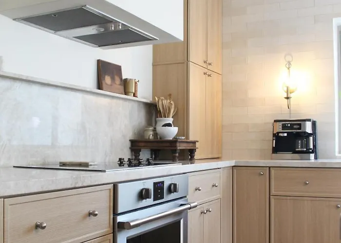 Maison 1975-chic Luxury Retreat Holiday home